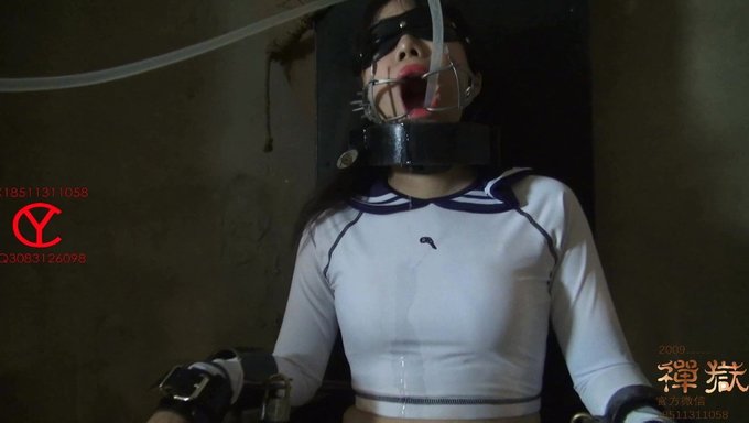 Adolescente (18+) Recibe Tratamiento Bdsm Duro