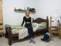 La Primera...
