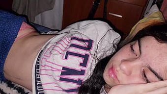Linda Lati...